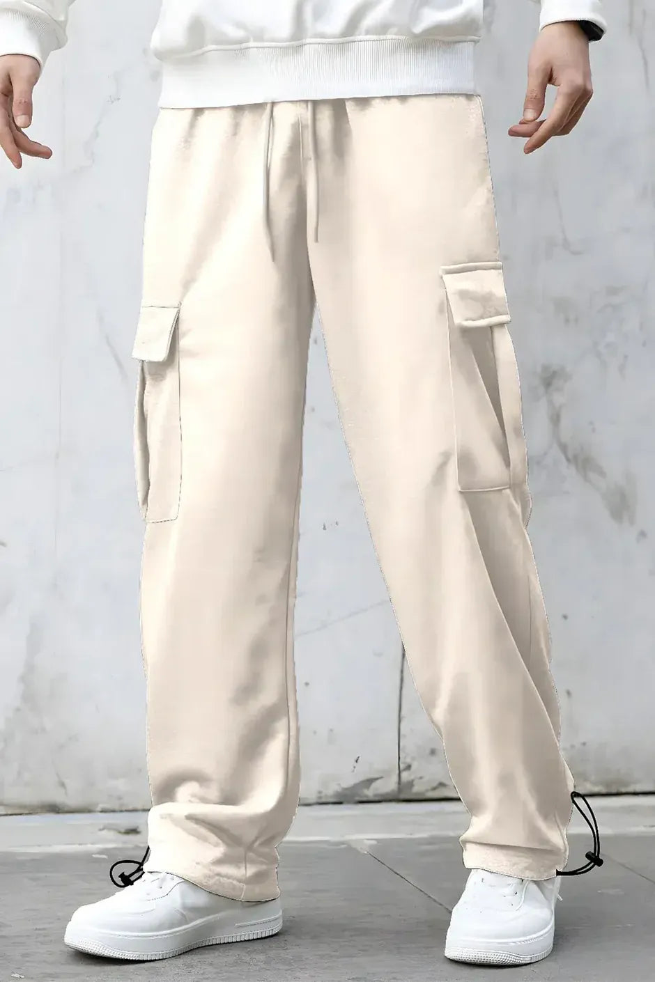 Men’s Korean Arctic Wolf Cargo Joggers – Relaxed Fit, Streetwear Style with Multiple Utility Pockets & Adjustable Drawstring Hem